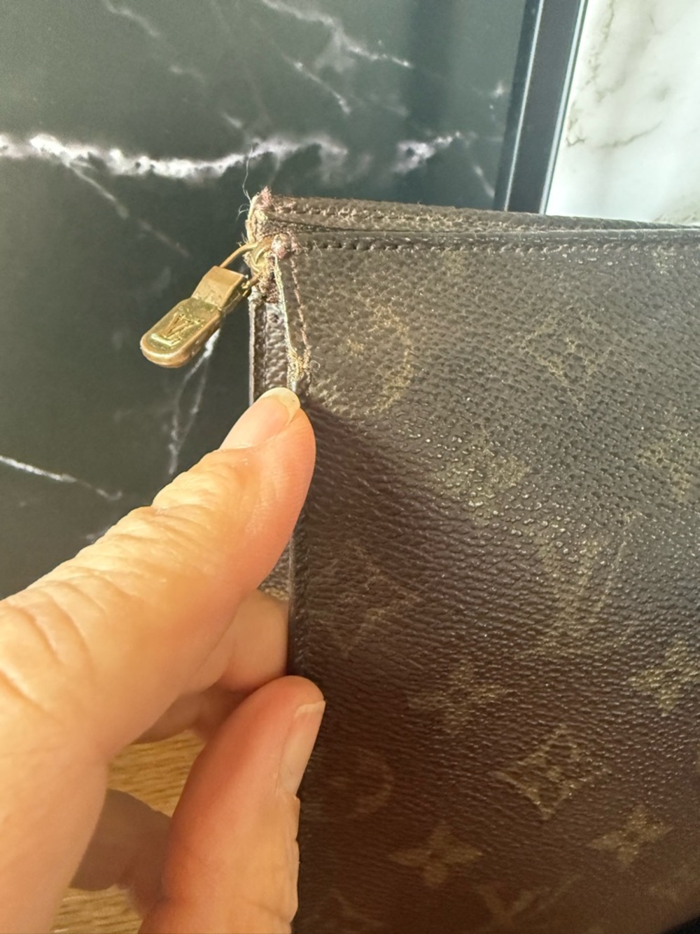 Louis Vuitton Brown Monogram Envelope Clutch - Picture 2 of 9
